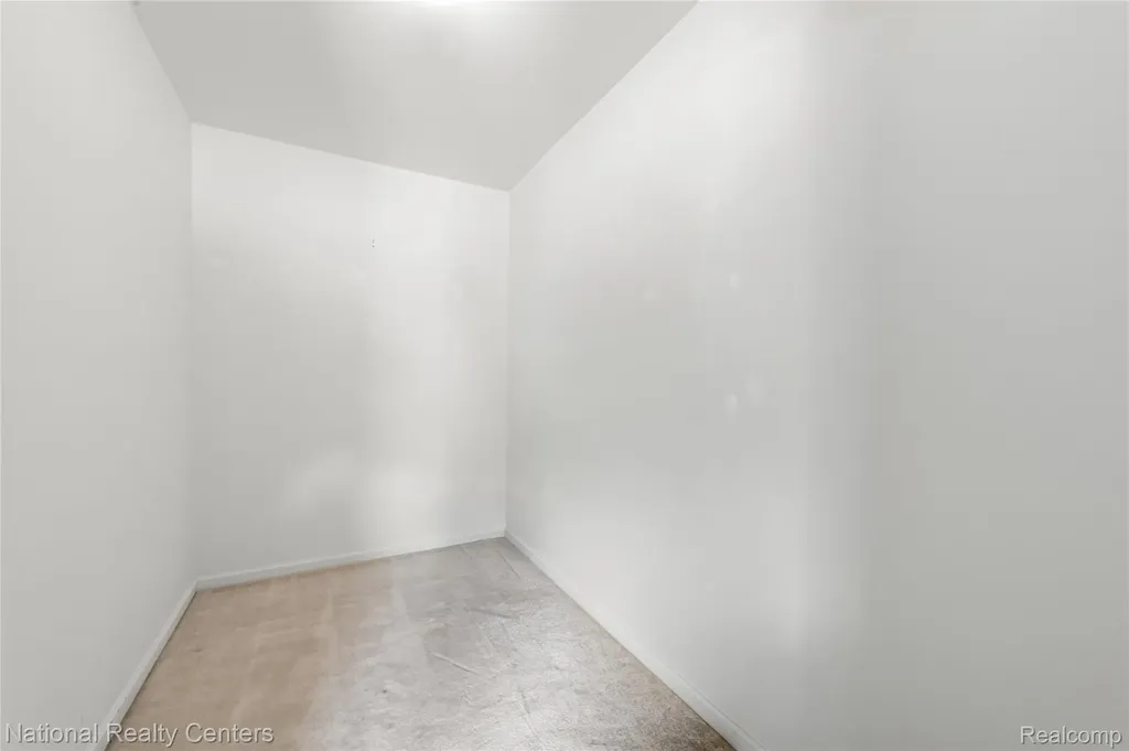 4048 Berkeley Avenue Canton Charter Township MI 48188