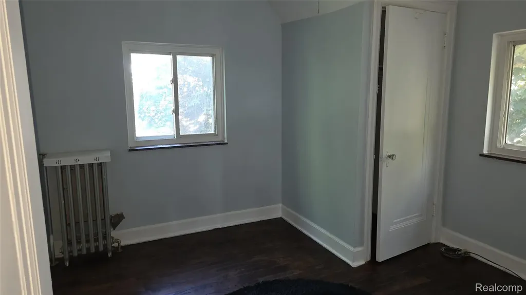 1332 Fort Park Boulevard Lincoln Park City MI 48146