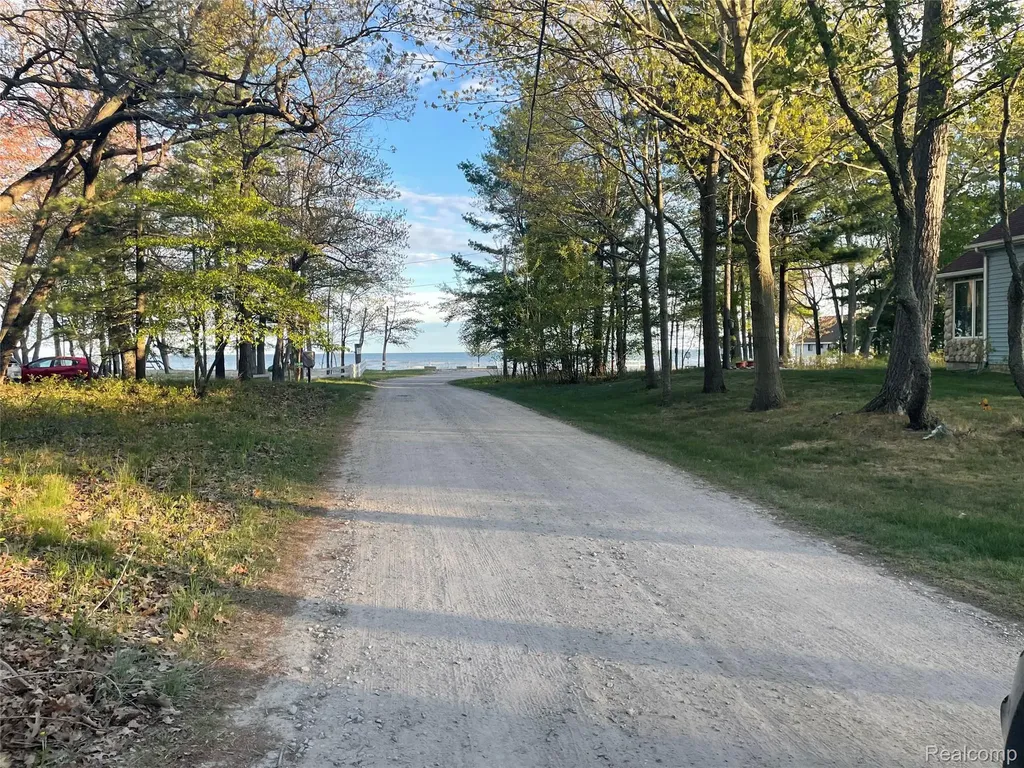 Na Oakridge Drive Sims Township MI 48703