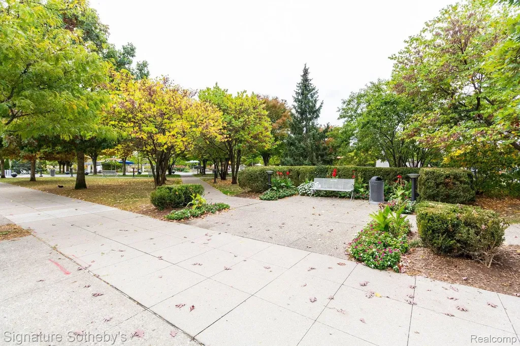 608 Purdy Street Birmingham City MI 48009