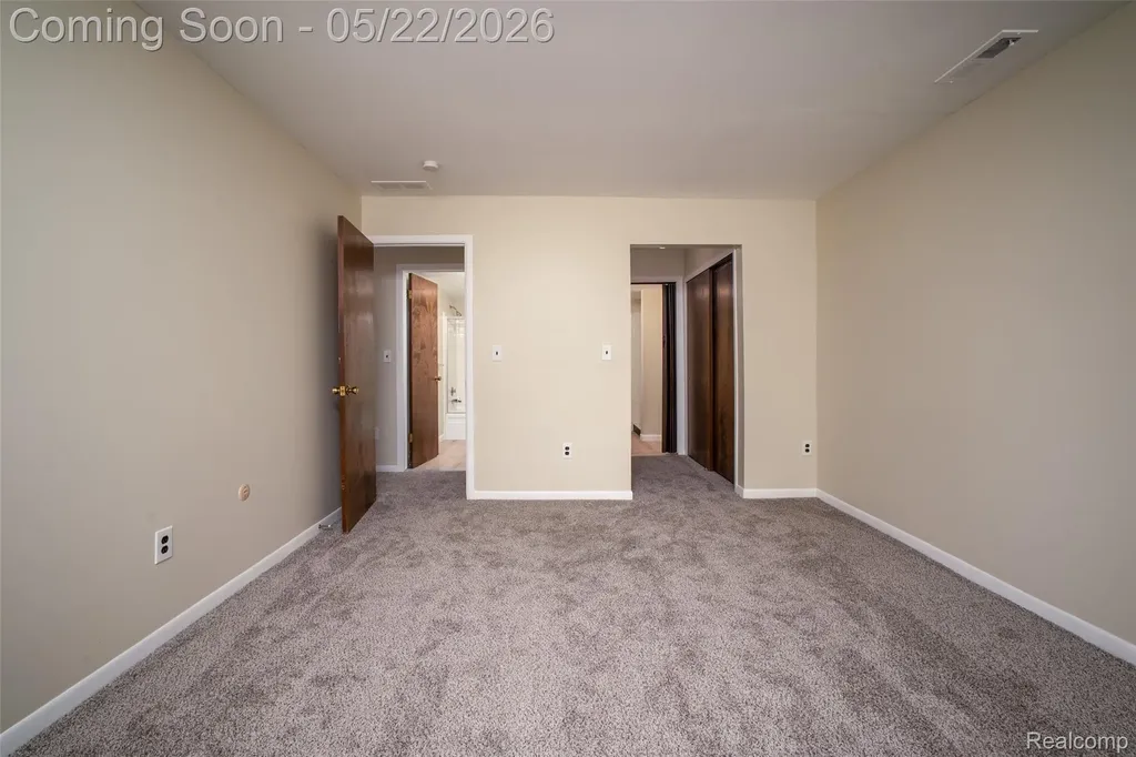 30795 Shiawassee Road Farmington City MI 48336