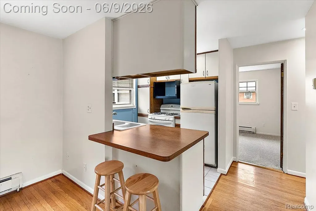 3211 Benjamin Avenue Royal Oak City MI 48073