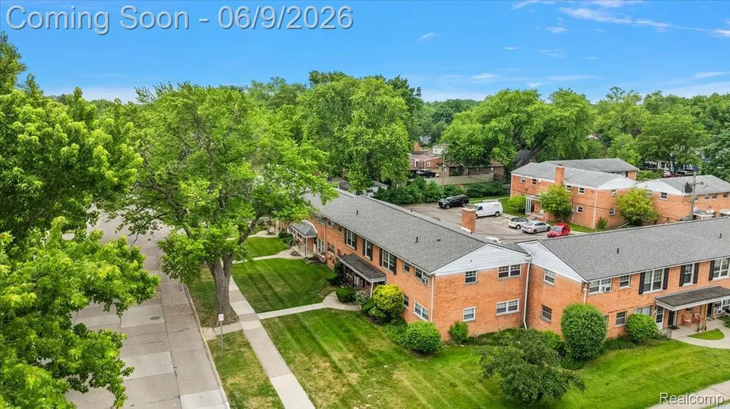 3211 Benjamin Avenue Royal Oak City MI 48073