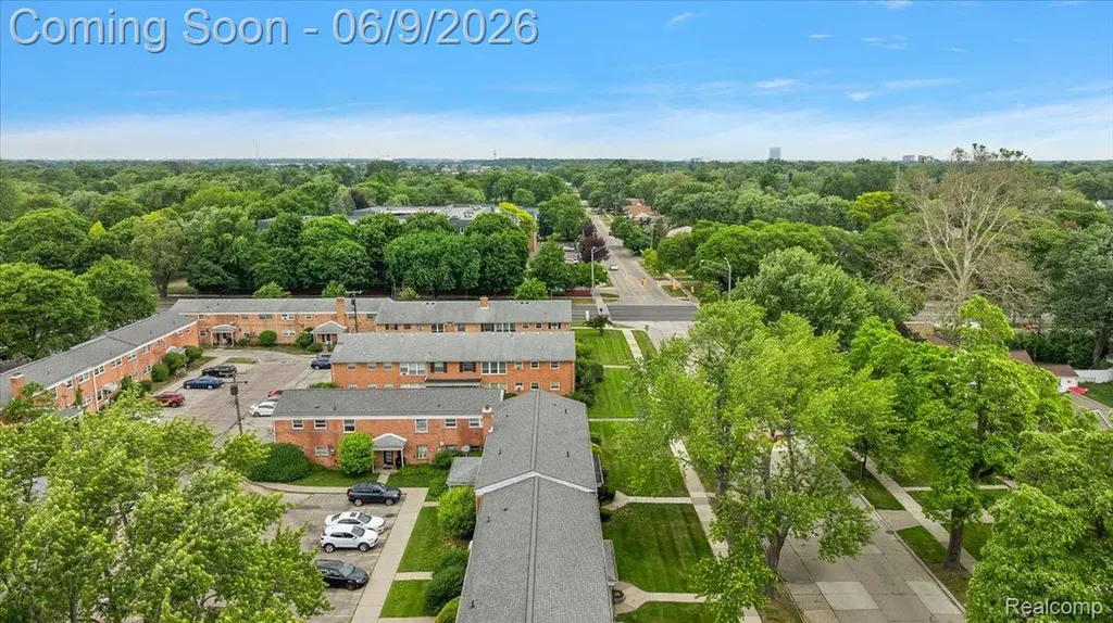 3211 Benjamin Avenue Royal Oak City MI 48073
