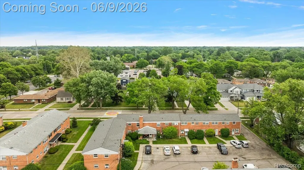 3211 Benjamin Avenue Royal Oak City MI 48073