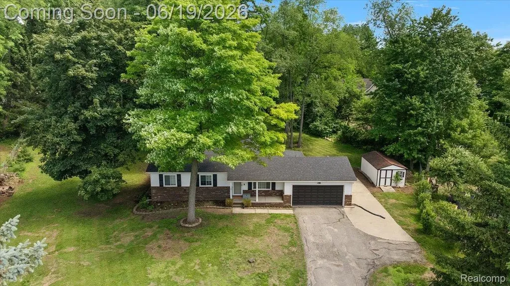 11387 Mart Road Green Oak Township MI 48189