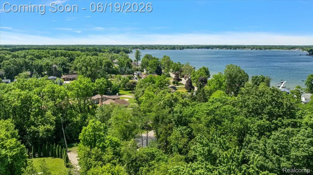 11387 Mart Road Green Oak Township MI 48189