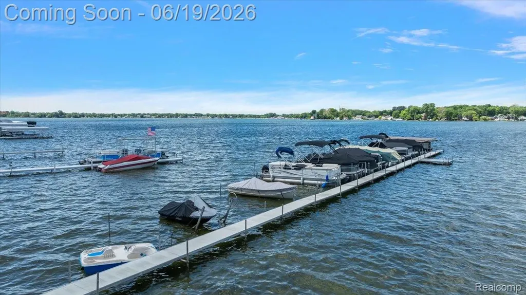 11387 Mart Road Green Oak Township MI 48189