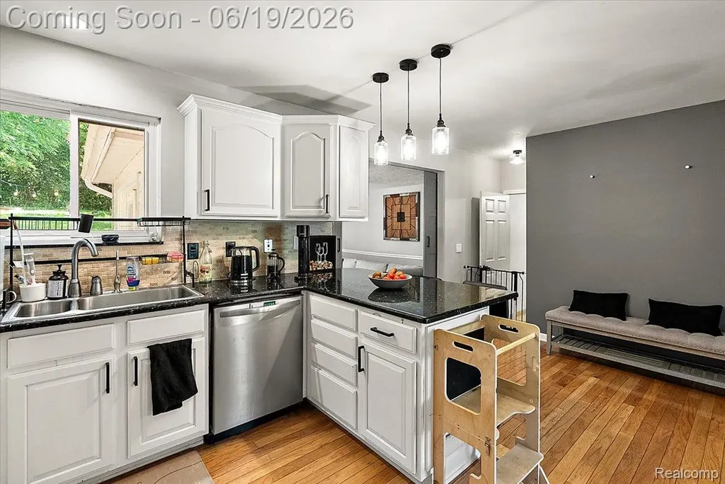 11387 Mart Road Green Oak Township MI 48189