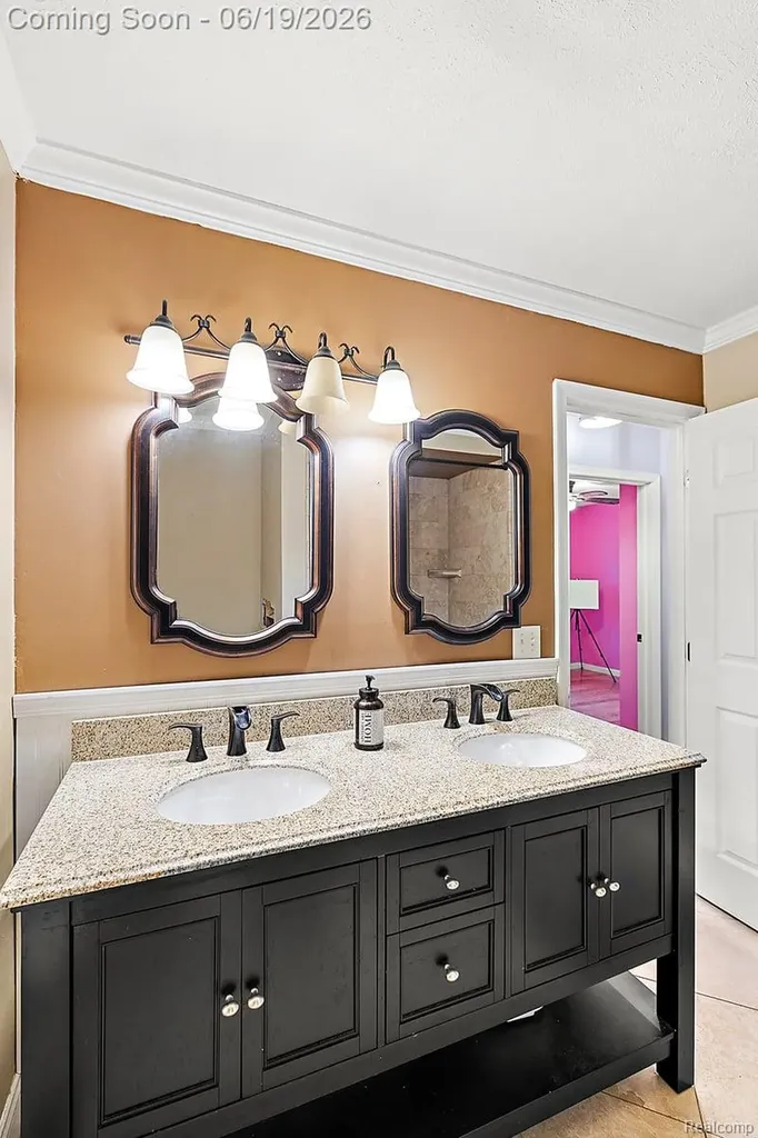 11387 Mart Road Green Oak Township MI 48189