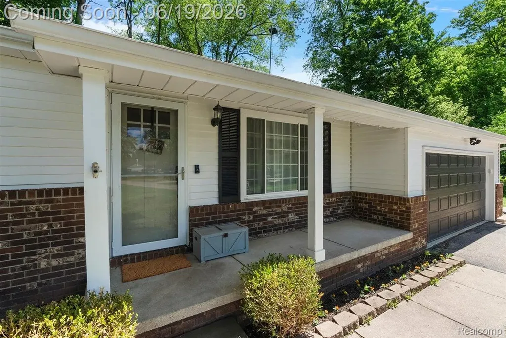 11387 Mart Road Green Oak Township MI 48189