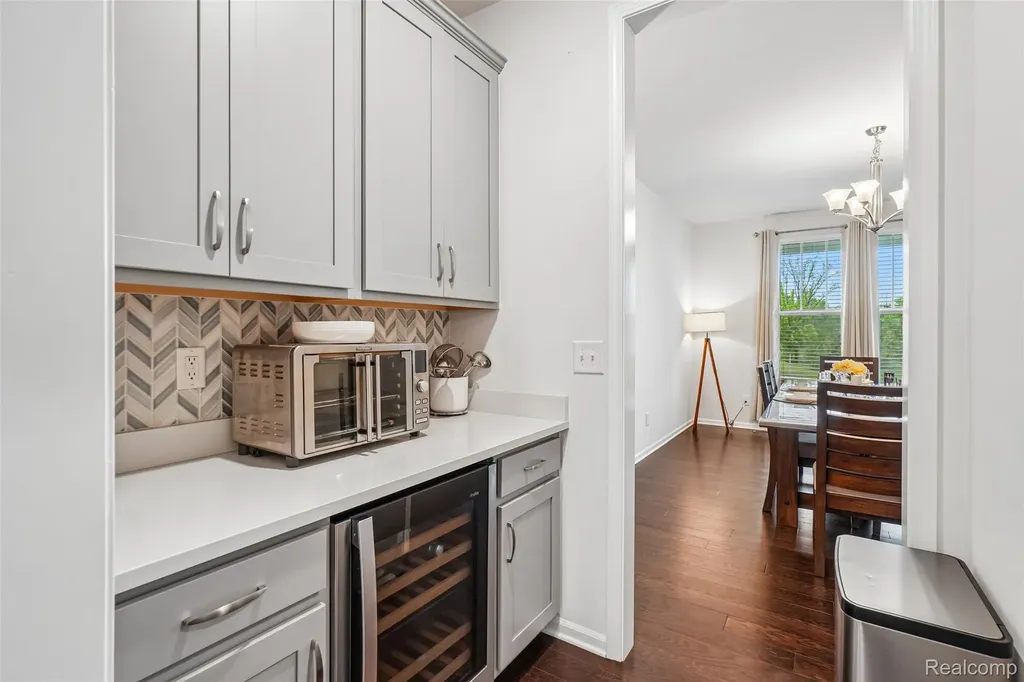 53217 Bay Laurel Lane South Lyon City MI 48178