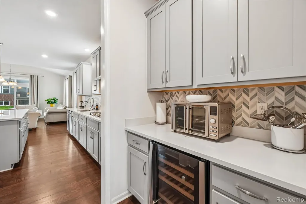 53217 Bay Laurel Lane South Lyon City MI 48178