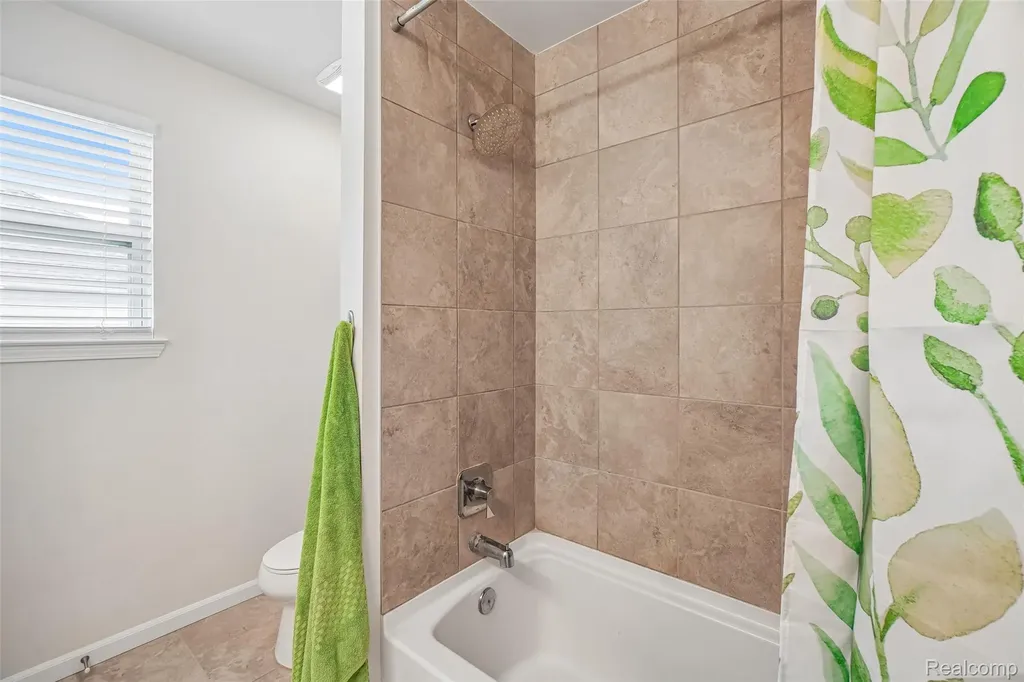 53217 Bay Laurel Lane South Lyon City MI 48178