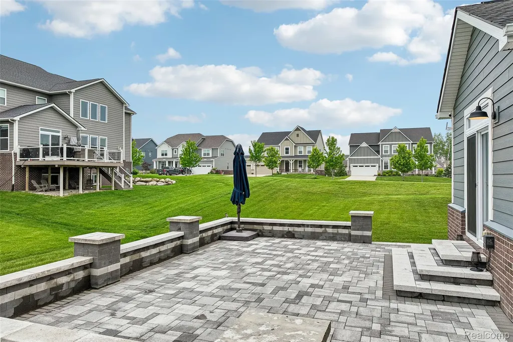 53217 Bay Laurel Lane South Lyon City MI 48178