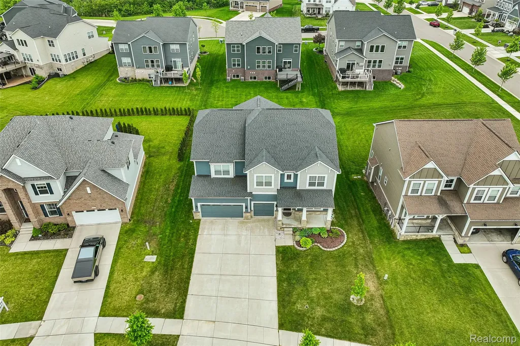53217 Bay Laurel Lane South Lyon City MI 48178
