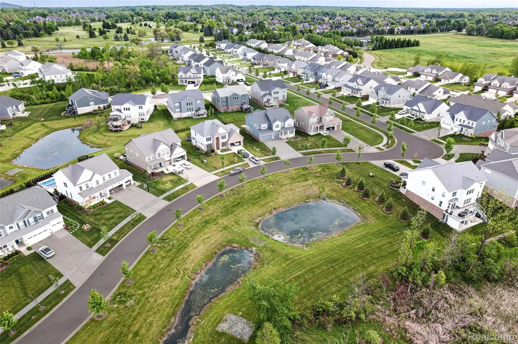 53217 Bay Laurel Lane South Lyon City MI 48178