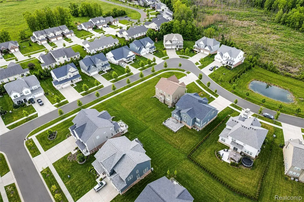 53217 Bay Laurel Lane South Lyon City MI 48178