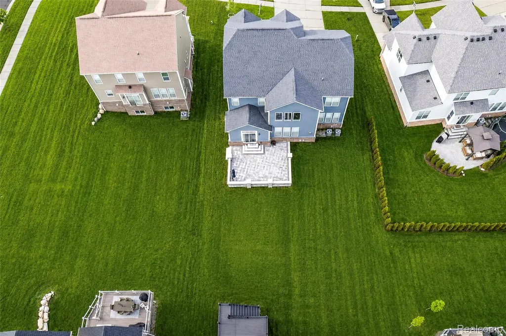 53217 Bay Laurel Lane South Lyon City MI 48178