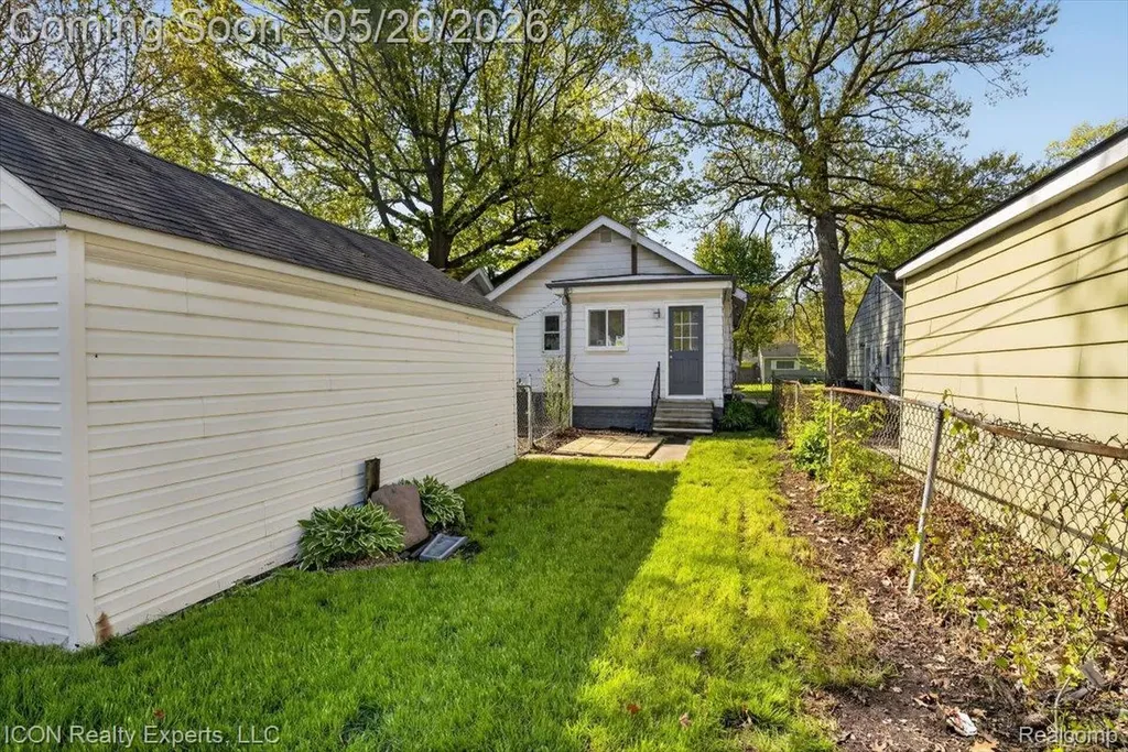 1687 Channing Street Ferndale City MI 48220