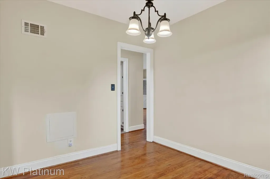 22436 Doremus Street St. Clair Shores City MI 48080