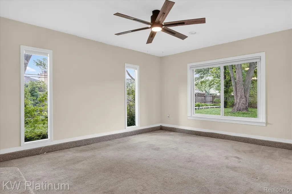 22436 Doremus Street St. Clair Shores City MI 48080