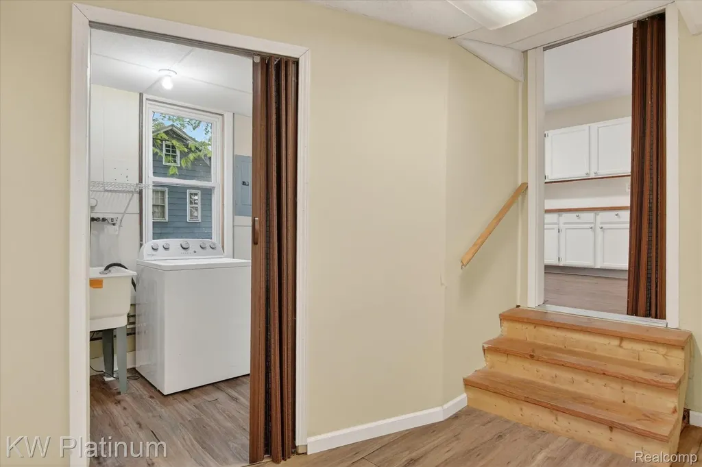 22436 Doremus Street St. Clair Shores City MI 48080