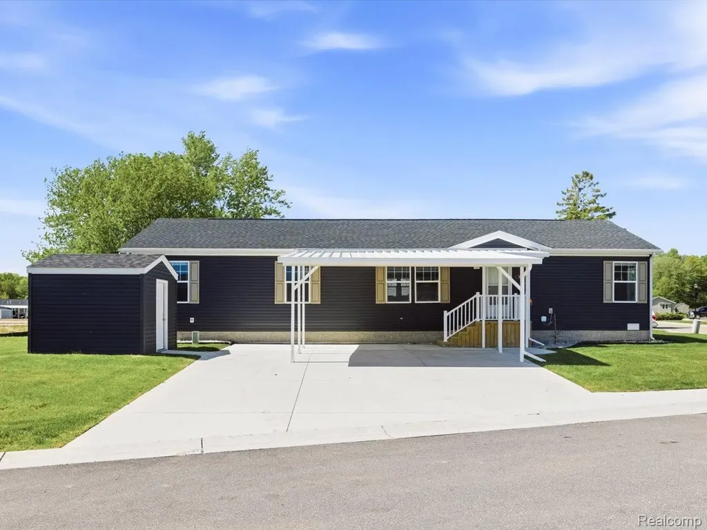 10914 Le Grande Court Ira Township MI 48023
