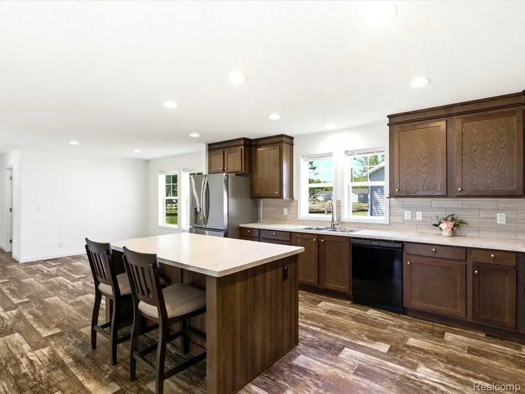 10914 Le Grande Court Ira Township MI 48023