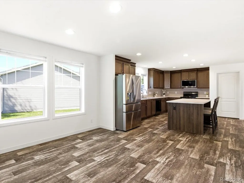 10914 Le Grande Court Ira Township MI 48023