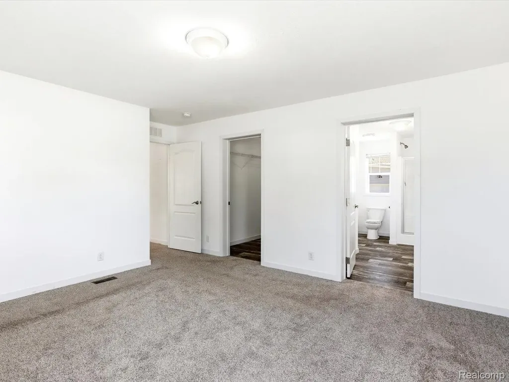 10914 Le Grande Court Ira Township MI 48023