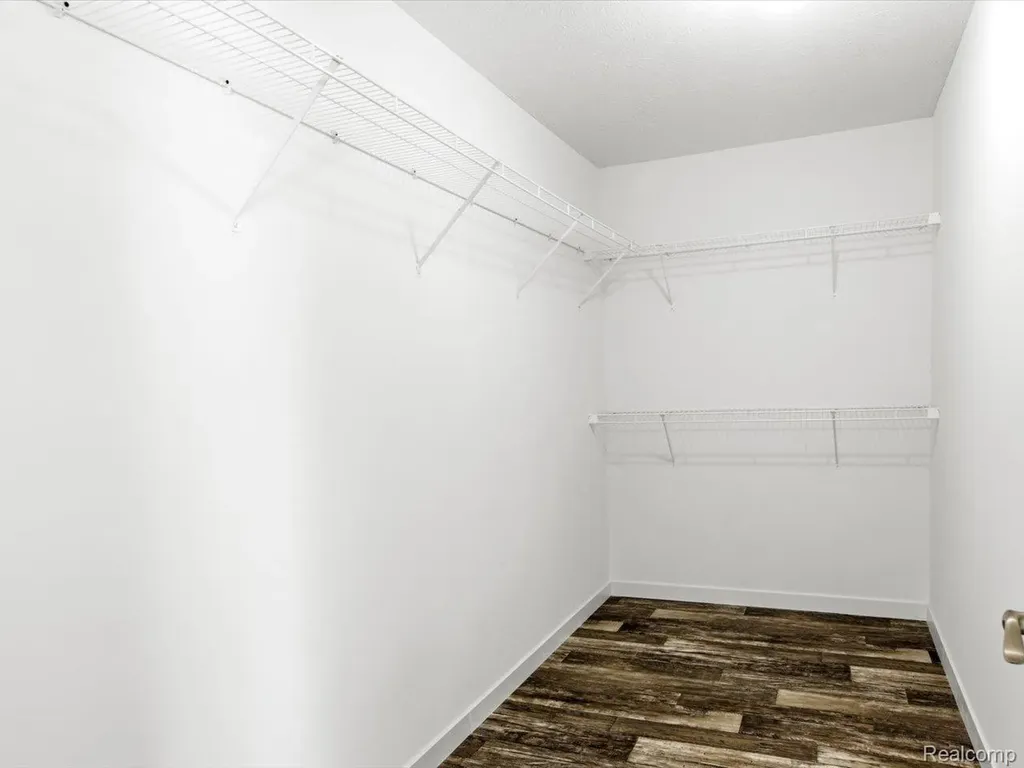 10914 Le Grande Court Ira Township MI 48023