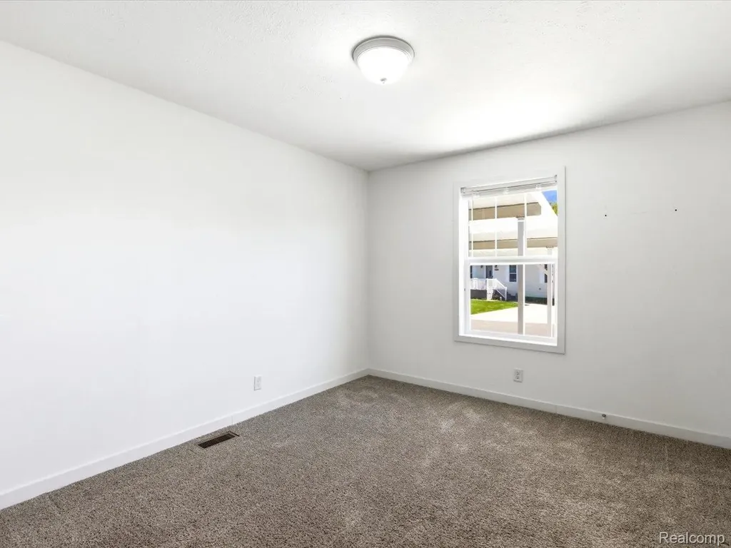 10914 Le Grande Court Ira Township MI 48023