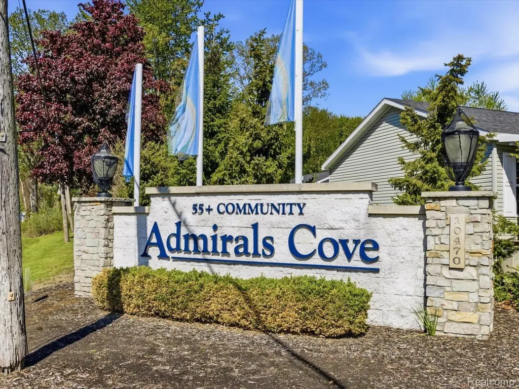 10914 Le Grande Court Ira Township MI 48023