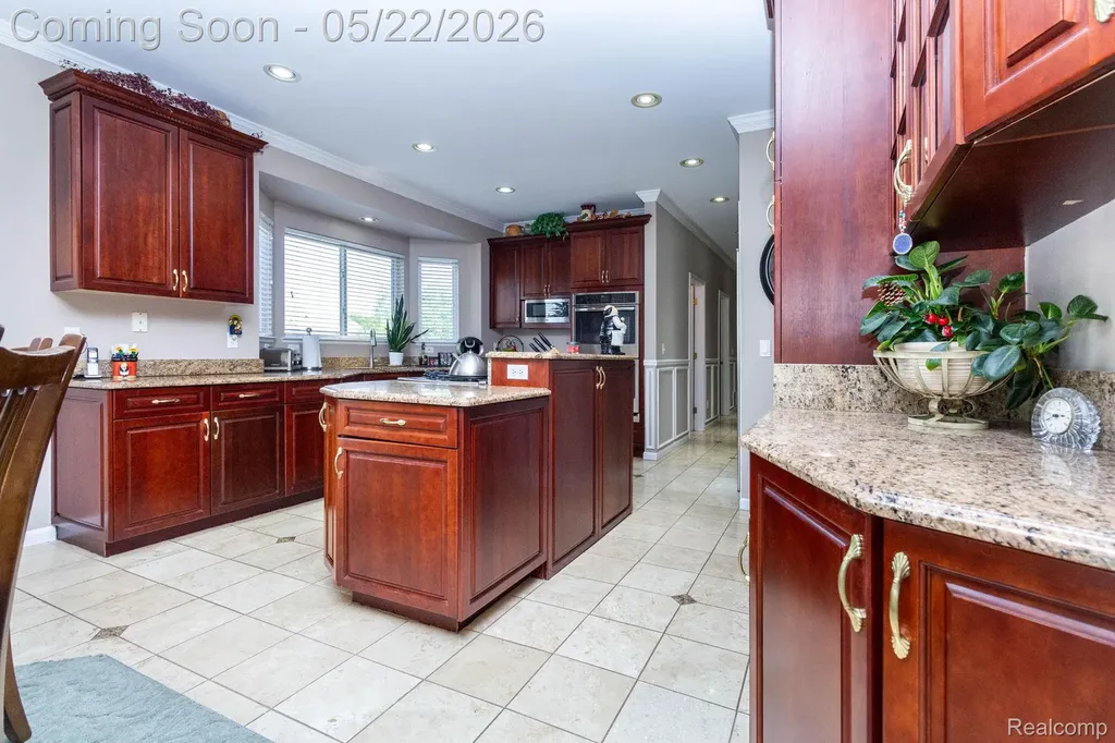 18610 Turnberry Drive Macomb Township MI 48044