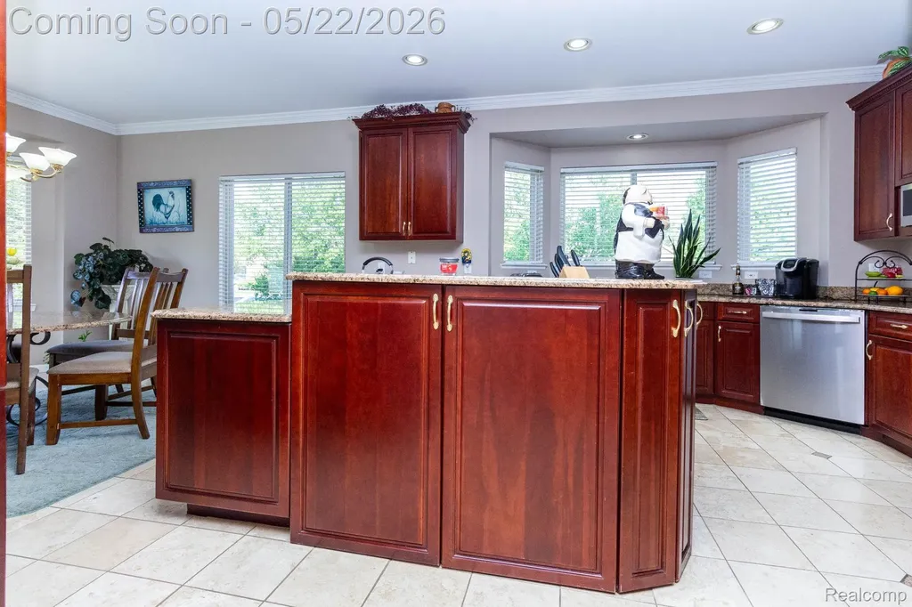 18610 Turnberry Drive Macomb Township MI 48044