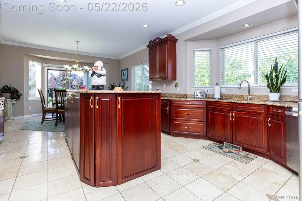18610 Turnberry Drive Macomb Township MI 48044