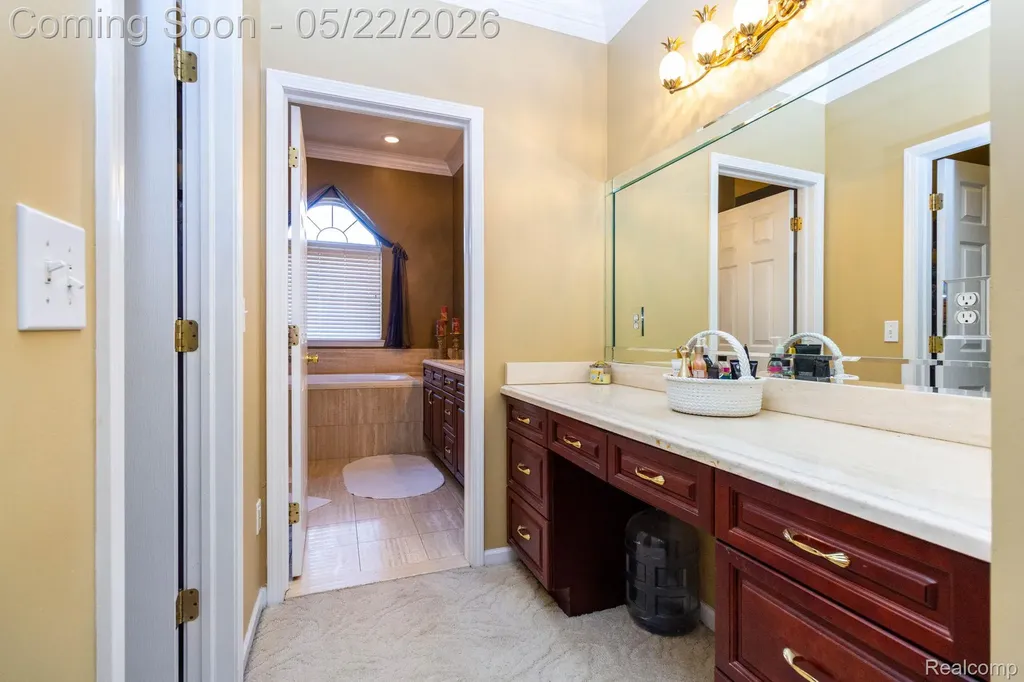 18610 Turnberry Drive Macomb Township MI 48044