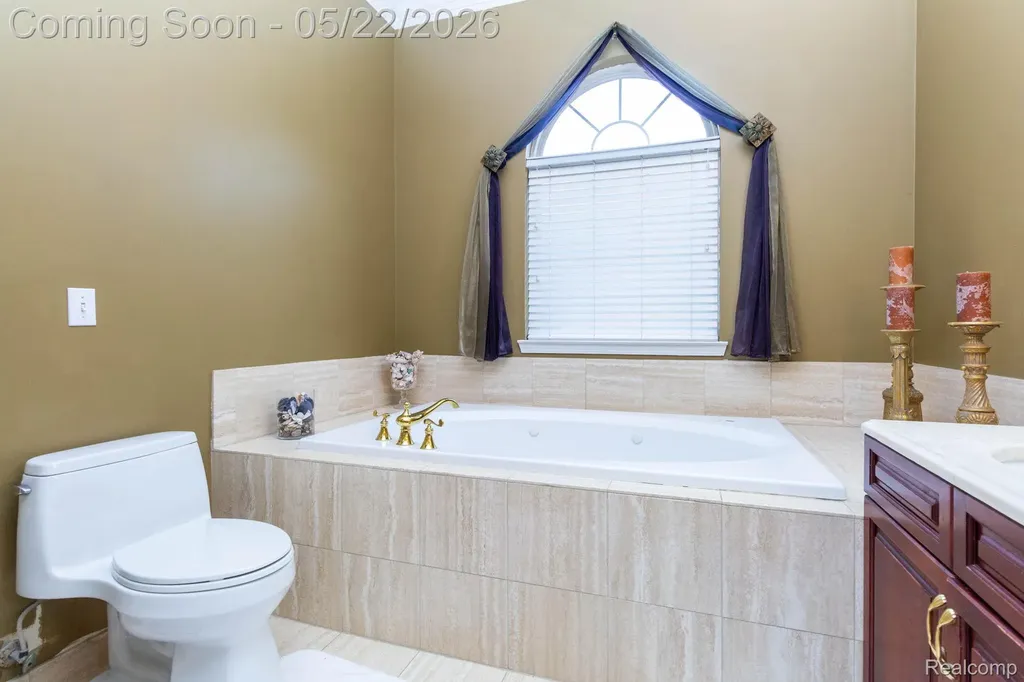 18610 Turnberry Drive Macomb Township MI 48044