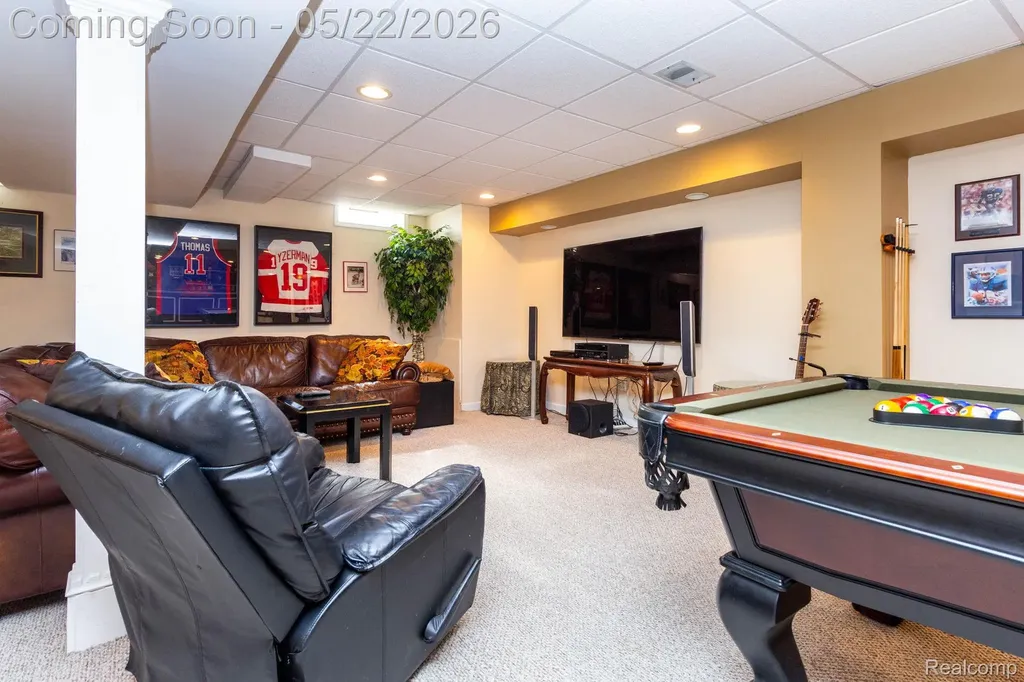 18610 Turnberry Drive Macomb Township MI 48044