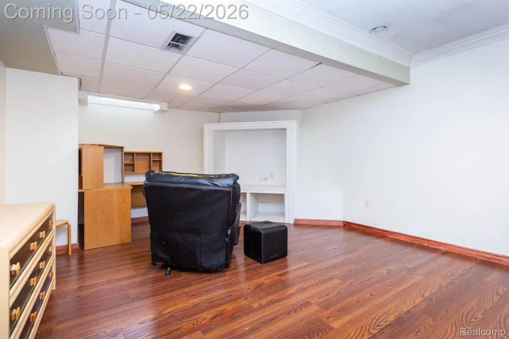 18610 Turnberry Drive Macomb Township MI 48044