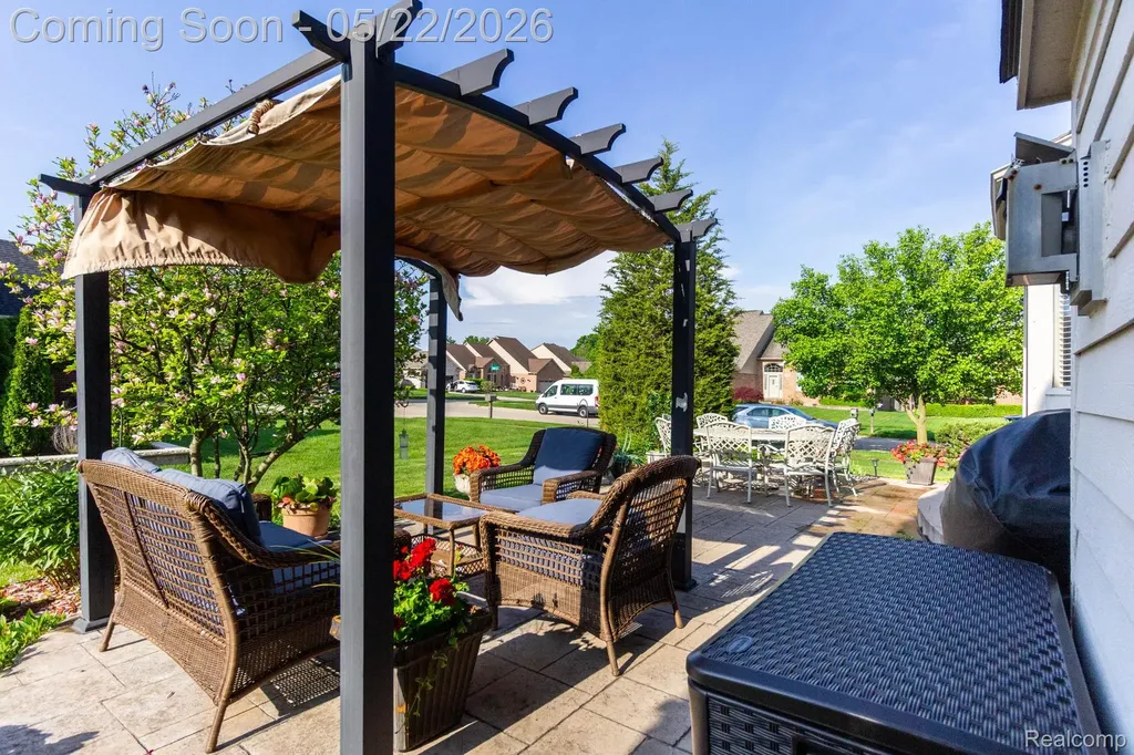 18610 Turnberry Drive Macomb Township MI 48044