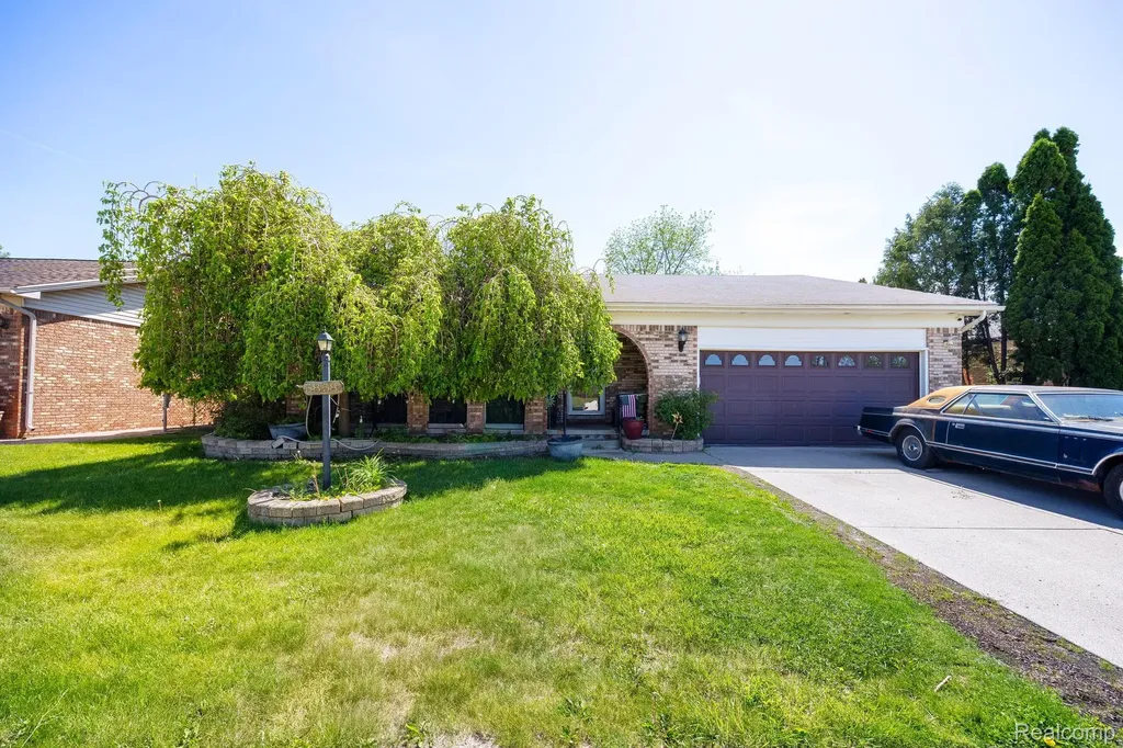 5858 Reuter Street Dearborn City MI 48126