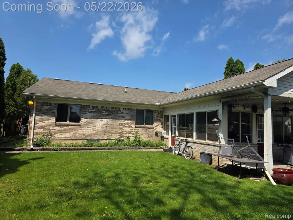 5858 Reuter Street Dearborn City MI 48126