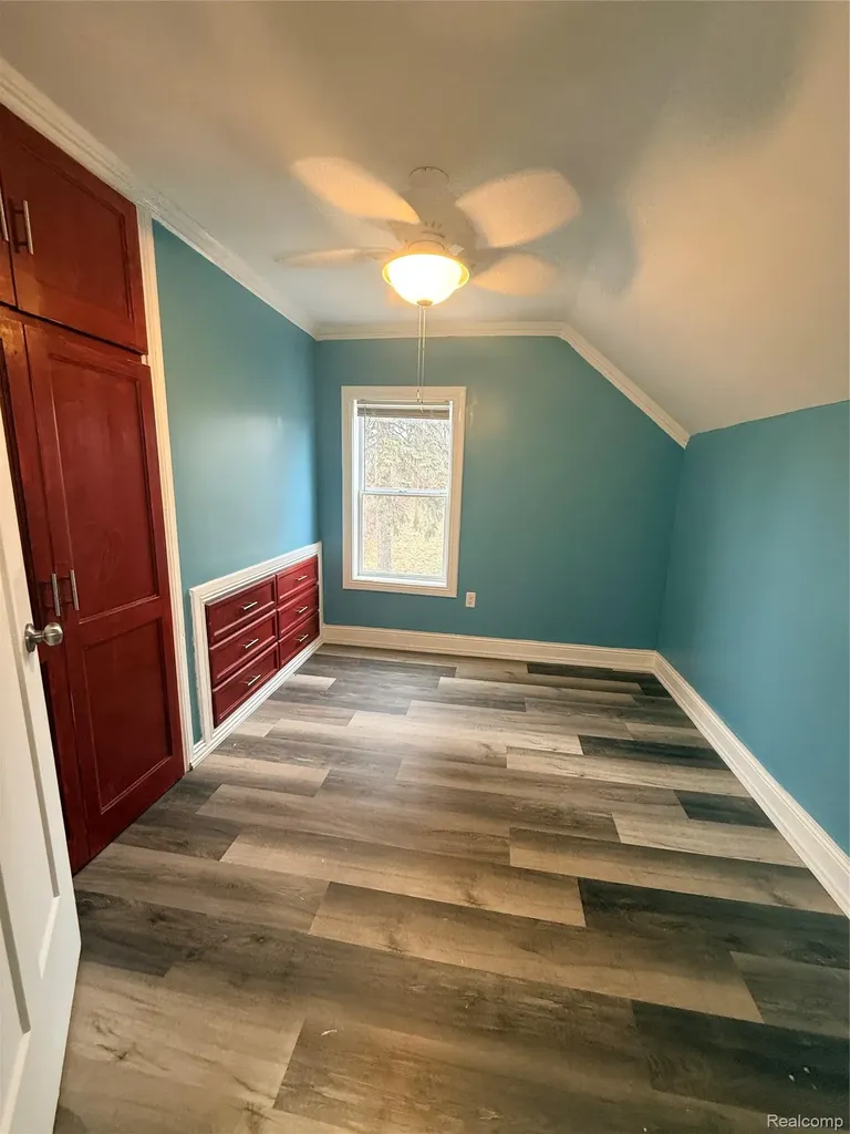 385 Whittemore Street Pontiac City MI 48342