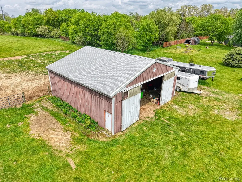 2500 E Jones Road Deerfield Township MI 48855