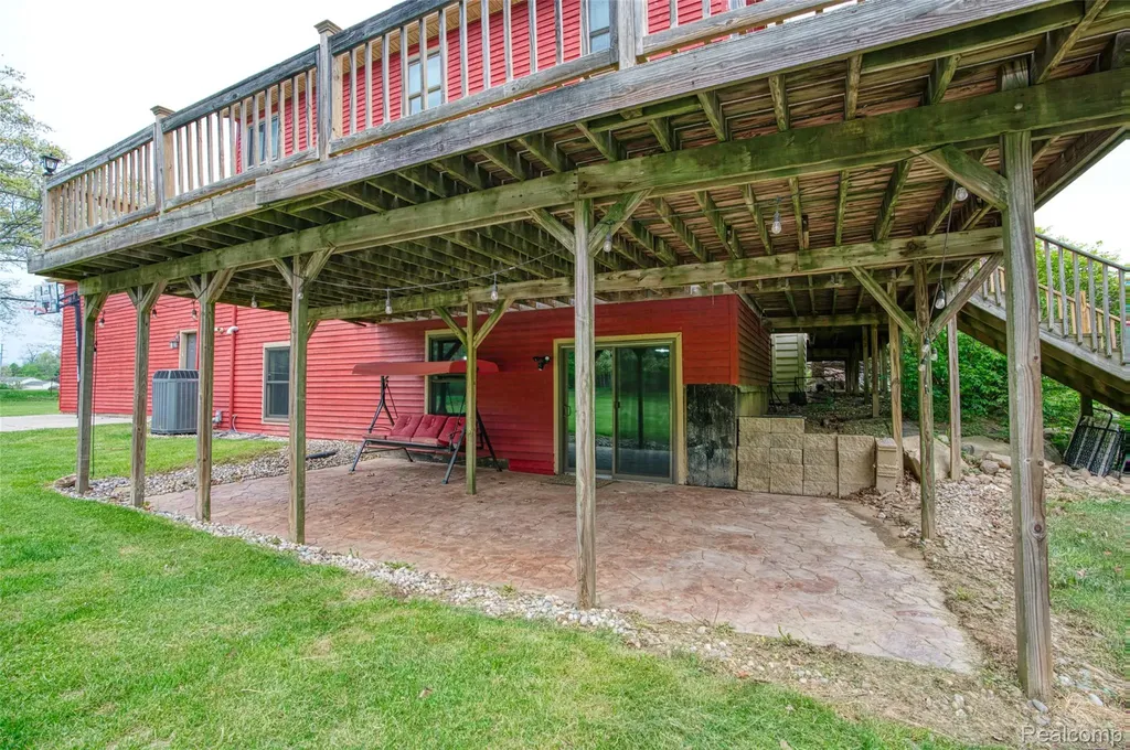 2500 E Jones Road Deerfield Township MI 48855