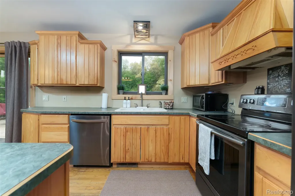 2500 E Jones Road Deerfield Township MI 48855