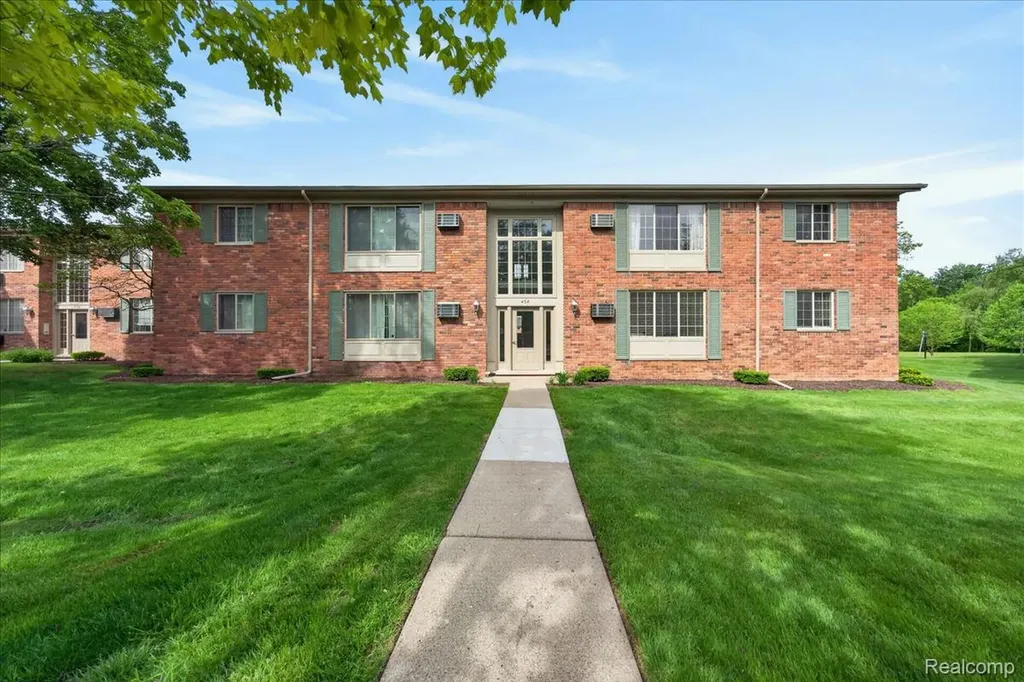 454 Romeo Road Rochester City MI 48307