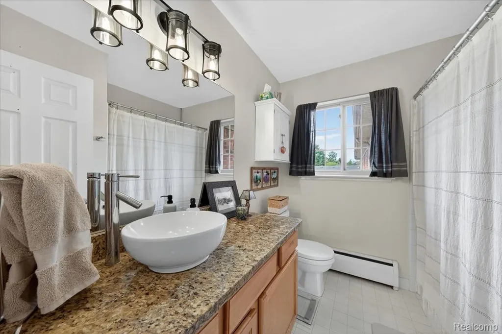 454 Romeo Road Rochester City MI 48307